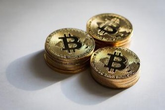 探索币圈前十交易所：安币与Coinbase的详细下载流程指南